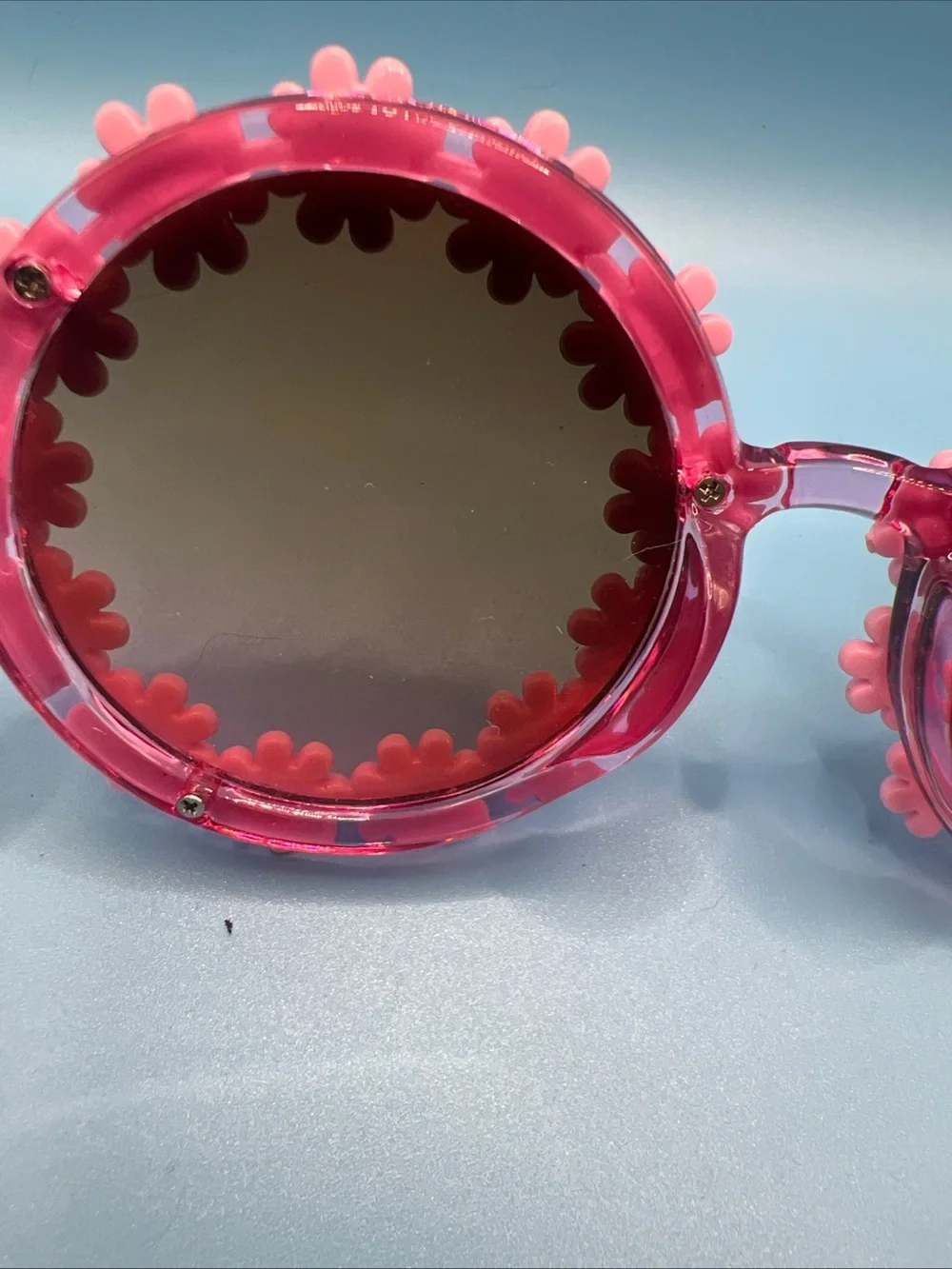 Circus by Sam Edelman Daisy Flower Sunglasses Pink Round Oversized Embellished